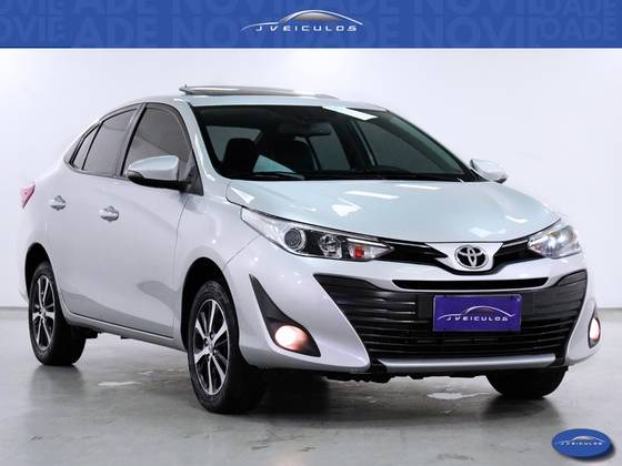 TOYOTA YARIS 1.5 16V FLEX SEDAN XLS CONNECT MULTIDRIVE TOYOTA YARIS 1.5 16V FLEX SEDAN XLS CONNECT MULTIDRIVE